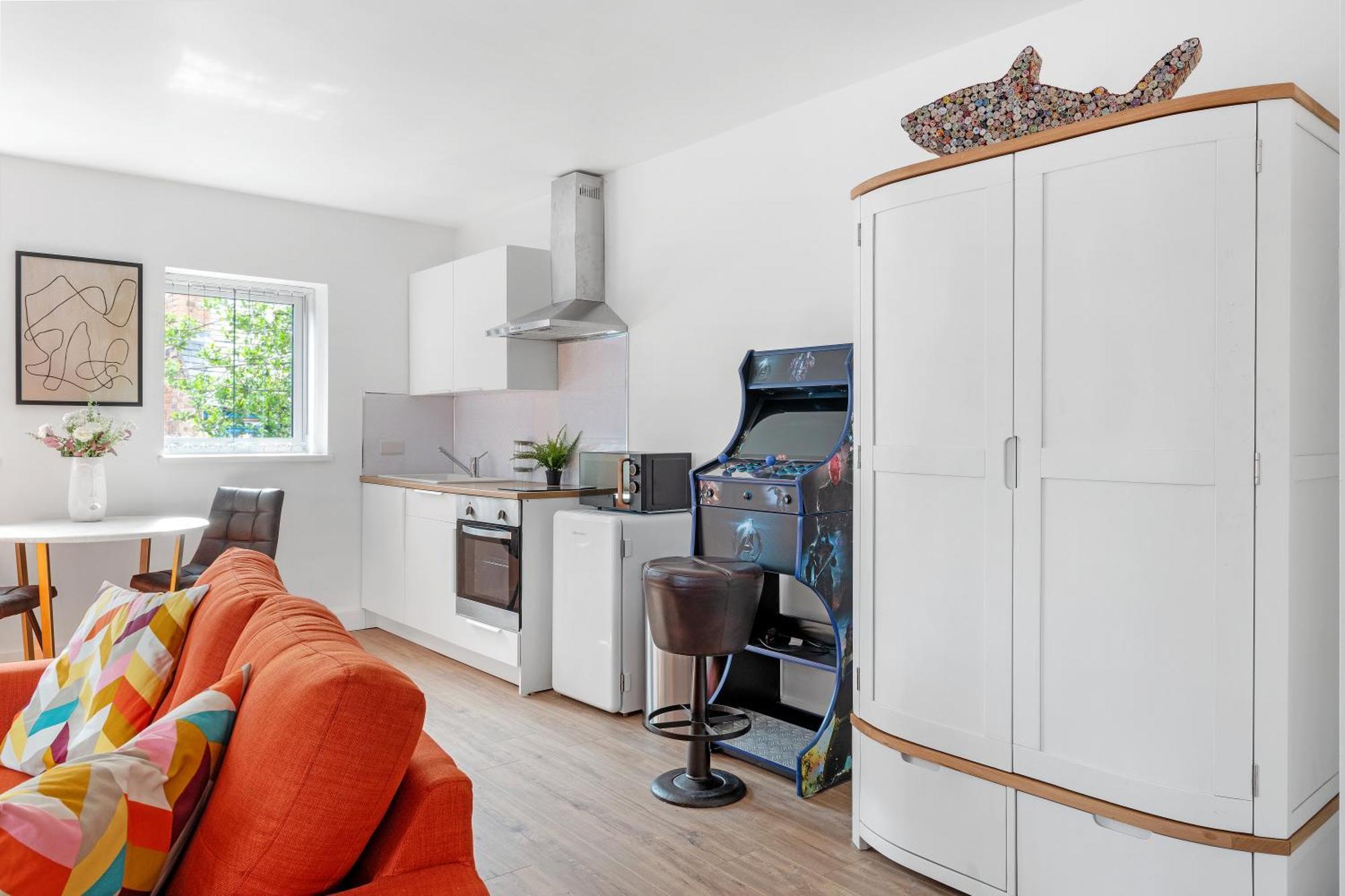 Modern Studio In Arnold Centre Νότιγχαμ Εξωτερικό φωτογραφία